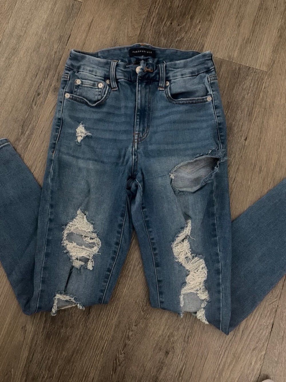 Aeropostale Women's Ripped Dark Blue Skinny Jeans